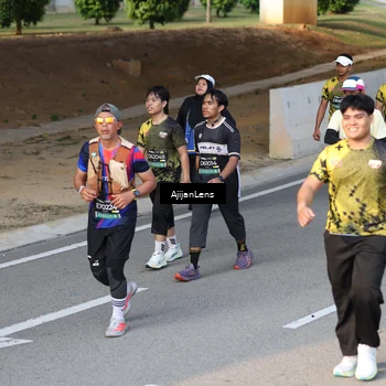 Runner Photo 6335076