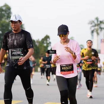 Runner Photo 6335086