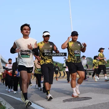 Runner Photo 6335096