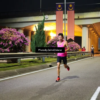 Runner Photo 6335111