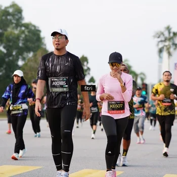 Runner Photo 6335145