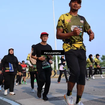 Runner Photo 6335149