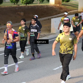 Runner Photo 6335156