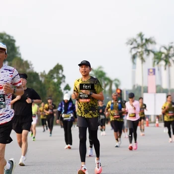Runner Photo 6335193