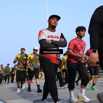 Runner Photo 6335259