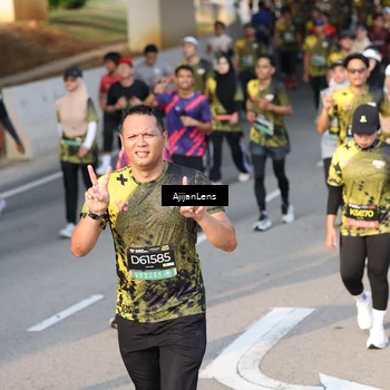 Runner Photo 6335271