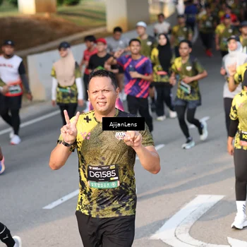 Runner Photo 6335299
