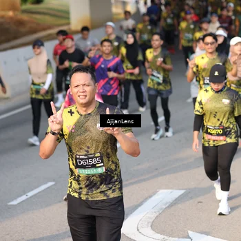 Runner Photo 6335313