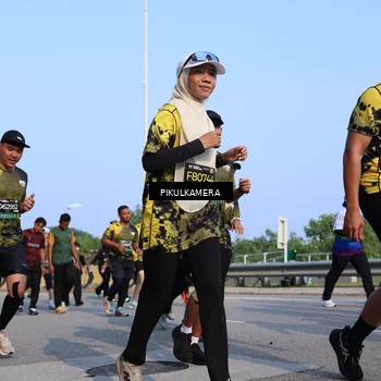 Runner Photo 6335315