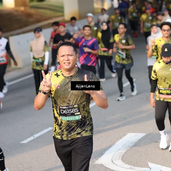 Runner Photo 6335353