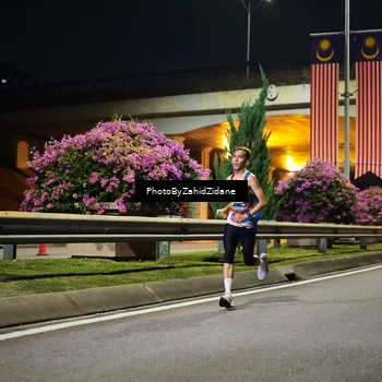 Runner Photo 6335357