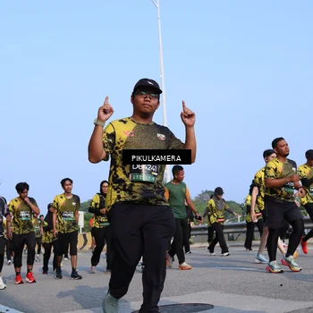 Runner Photo 6335369