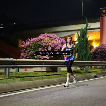 Runner Photo 6335421