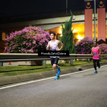 Runner Photo 6335438