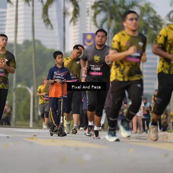 Runner Photo 6335450