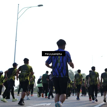 Runner Photo 6335466
