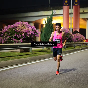 Runner Photo 6335476