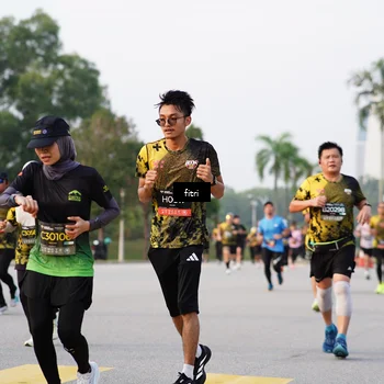 Runner Photo 6335478