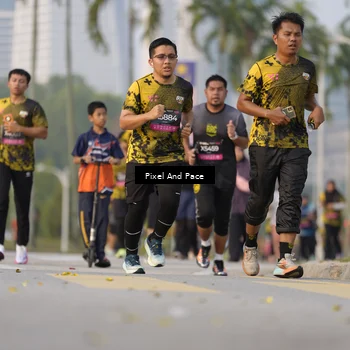 Runner Photo 6335488