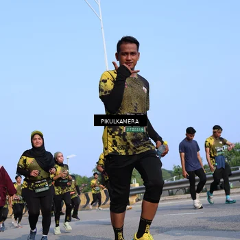 Runner Photo 6335502