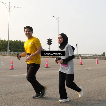 Runner Photo 6335548