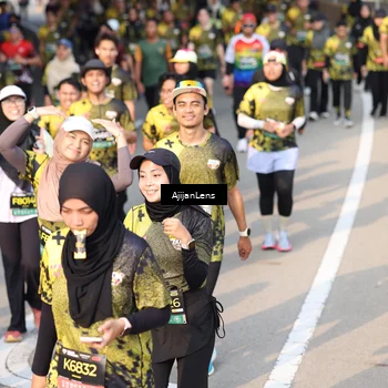 Runner Photo 6335557