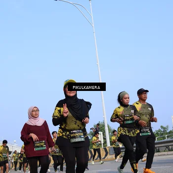 Runner Photo 6335566