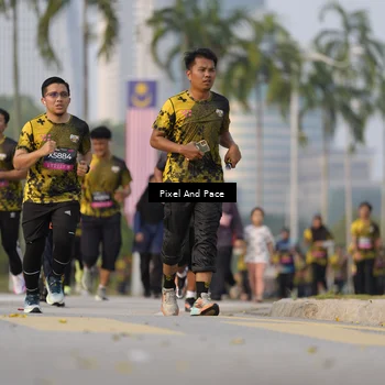 Runner Photo 6335593