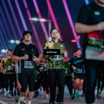 Runner Photo 6335608