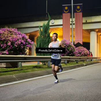 Runner Photo 6335641