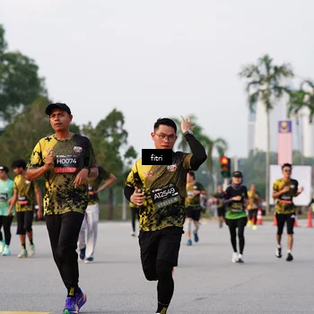 Runner Photo 6335655