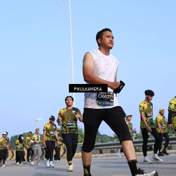 Runner Photo 6335658
