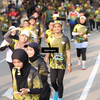 Runner Photo 6335671