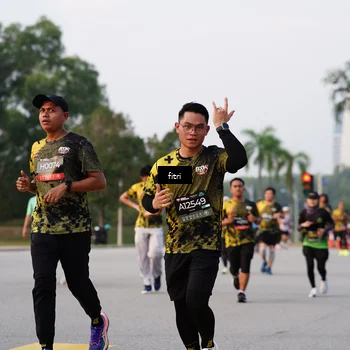 Runner Photo 6335675