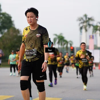 Runner Photo 6335689