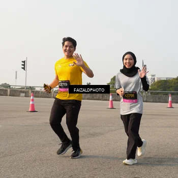Runner Photo 6335705
