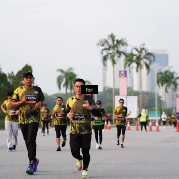 Runner Photo 6335725