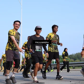 Runner Photo 6335727