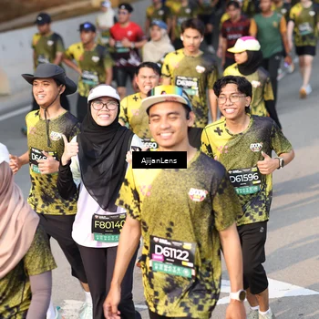 Runner Photo 6335750