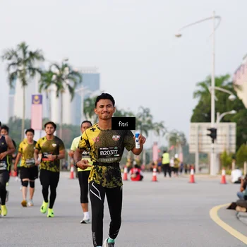 Runner Photo 6335890