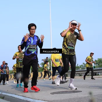 Runner Photo 6335907