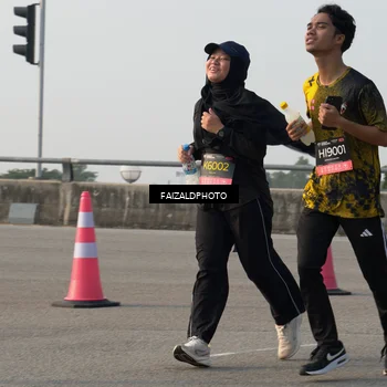 Runner Photo 6335979