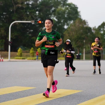 Runner Photo 6336012