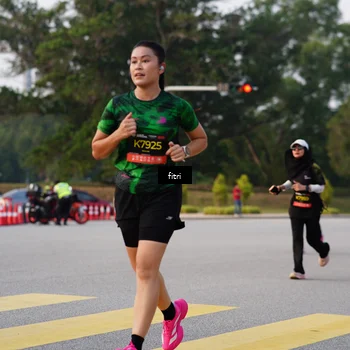 Runner Photo 6336036