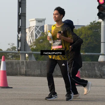 Runner Photo 6336043