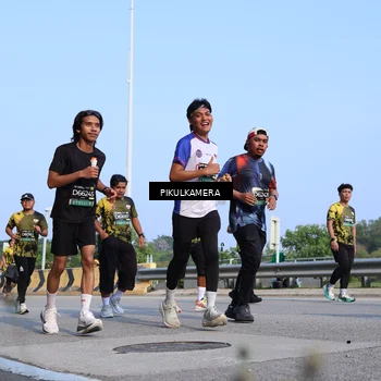 Runner Photo 6336053