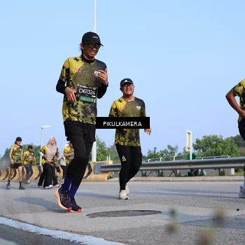 Runner Photo 6336117