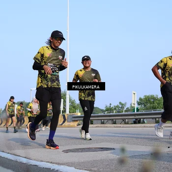 Runner Photo 6336120