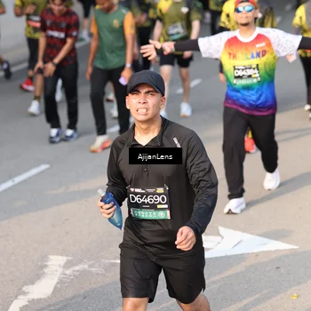 Runner Photo 6336167