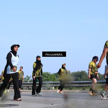 Runner Photo 6336220